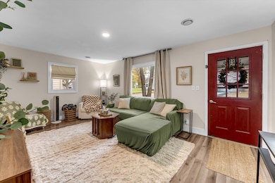 2828 Charlesgate Ave SW, Wyoming, MI 49509 - photo 7