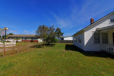 1036 Salter Path, Salter Path, NC 28575 - photo 4