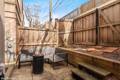 2733 N Janssen Ave unit B, Chicago, IL 60614 - photo 6