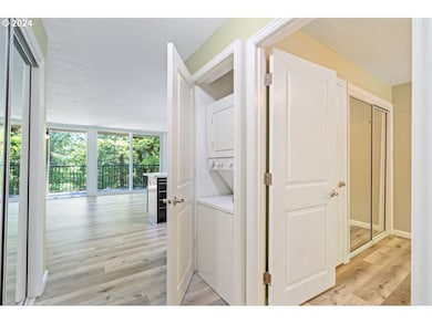 100 Kerr Pkwy unit 54, Lake Oswego, OR 97035 - photo 5