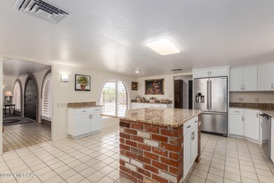 Kitchen 4