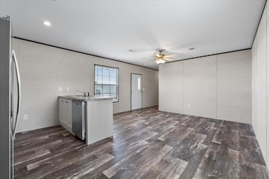 1900 S Lake Reedy Blvd unit 30, Frostproof, FL 33843 - photo 6