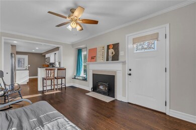 12753 Circle Dr, Shawnee, KS 66216 - photo 4