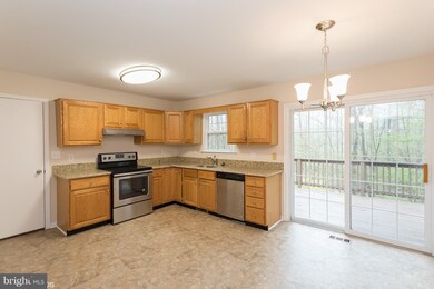 4228 N Shore Dr, Prince Frederick, MD 20678 - photo 5