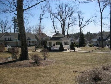 53 Blossom Square, Holden, MA 01520 - photo 2