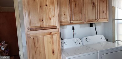 2112 Scott Key Dr, District Heights, MD 20747 - photo 7