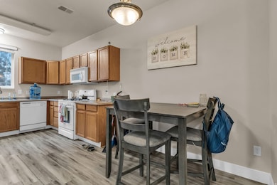 6301 W Passenger Ln unit 2, West Jordan, UT 84081 - photo 4