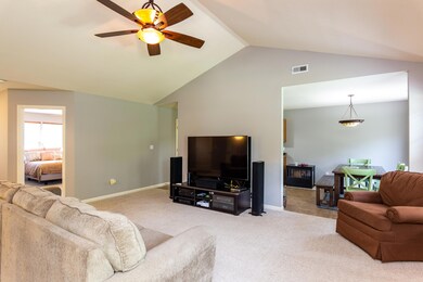 4007 Arctic Fox Dr-5