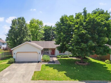 4611 29th St, Columbus, IN 47203 - photo 2