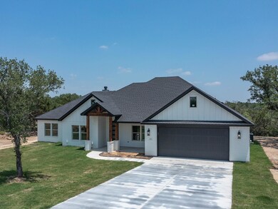 115 W Stagecoach Trail, Weatherford, TX 76085 - photo 2