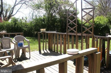 8228 Reece Heights Dr, Severn, MD 21144 - photo 4