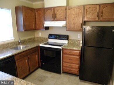 15303 Blacksmith Terrace, Woodbridge, VA 22191 - photo 5