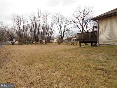 340 Cook Ave, Paulsboro, NJ 08066 - photo 3