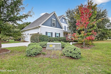 300 Leaward Trace, Swansboro, NC 28584 - photo 2