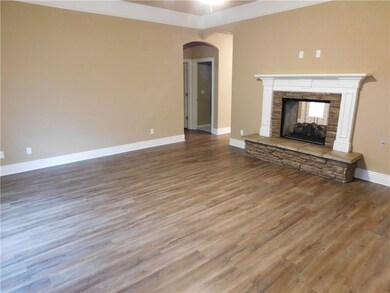 710 Captain Marshal St, Prairie Grove, AR 72753 - photo 4