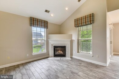 43114 Watercrest Square unit 205, Chantilly, VA 20152 - photo 7