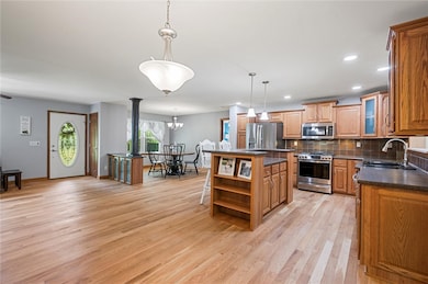Great kitchen with stainless appliances, gas stove
