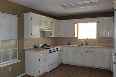 411 Scobey Ave, Donna, TX 78537 - photo 7