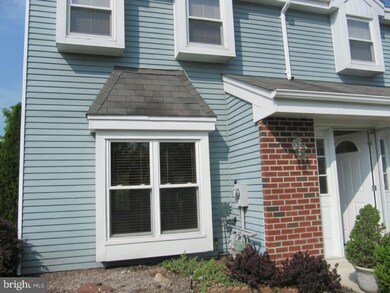 211 Carleton Ln, Mount Laurel, NJ 08054 - photo 2