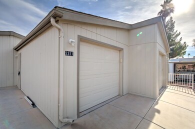 2311 N Shannon Way-4