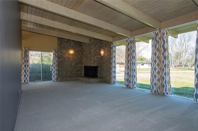 3370 Grove Pkwy, Columbus, IN 47203 - photo 7