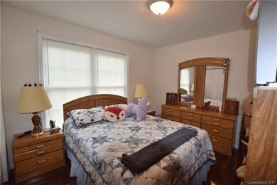 40 Serenity Ln, Leicester, NC 28748 - photo 6