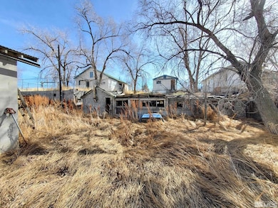 325 & 329 E Second St, Winnemucca, NV 89445 - photo 6
