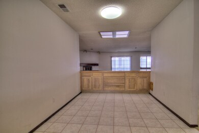 76 Ochre Rd SE-Dining-Bar-Professional