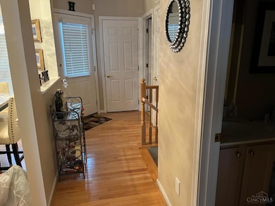 499 Vinegarten Dr, Cincinnati, OH 45255 - photo 7