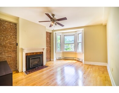 31 Station St unit 2, Brookline, MA 02445 - photo 2