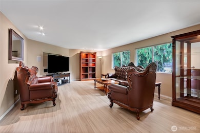 2419 SW 316th St, Federal Way, WA 98023 - photo 4