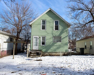 909 Clayton St, Lansing, MI 48915 - photo 2