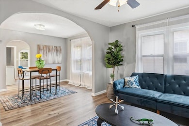 1032 W Locust St, Springfield, MO 65803 - photo 3