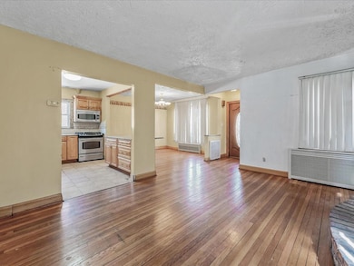 50 Stephen Place, Valley Stream, NY 11580 - photo 3