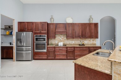 35_5305Vacaro224_mls