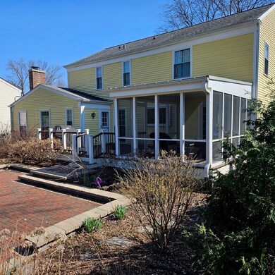 unlisted-address, Wheaton, IL 60187 - photo 3