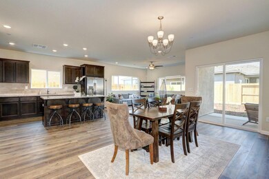 1071 Hogan Rd, Galt, CA 95632 - photo 6