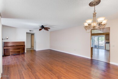 17435 N Azure Ct, Sun City, AZ 85373 - photo 7