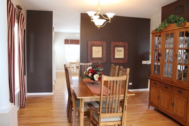 1470 Boulder Bluff Ln, Algonquin, IL 60102 - photo 3