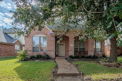 1610 Mapleleaf Fall Dr, Allen, TX 75002 - photo 3