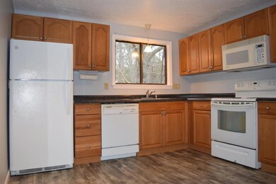 8 Surrey Ln, Buzzards Bay, MA 02532 - photo 7