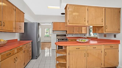 2950 W Granville Ave, Chicago, IL 60659 - photo 6