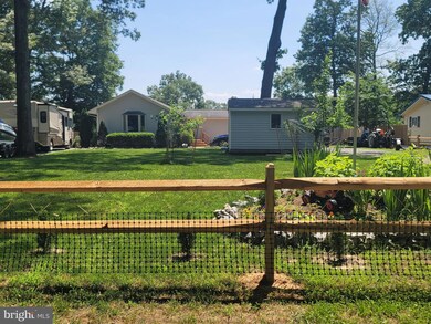 509 Creek View Ln, Colonial Beach, VA 22443 - photo 4