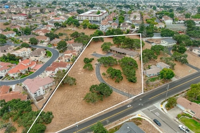 910 N 12th St, Grover Beach, CA 93433 - photo 2