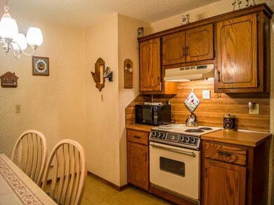 Kitchen. Good storage and counter space.