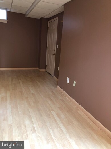 69 W 33rd St, Reading, PA 19606 - photo 7