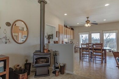 21088 Boyle Rd, Redding, CA 96003 - photo 7