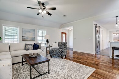 4016 Spring Grove Ct, Pearland, TX 77584 - photo 6