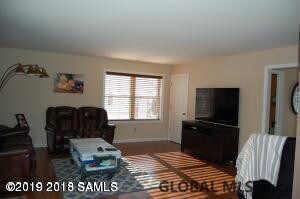 36 Thomas St, Glens Falls, NY 12801 - photo 4