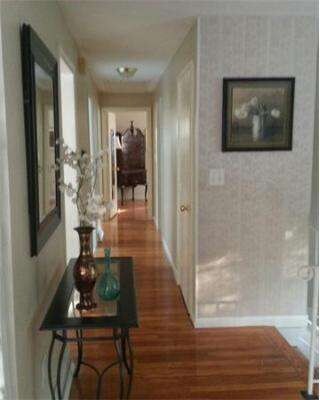 50 Hesper St, Saugus, MA 01906 - photo 4